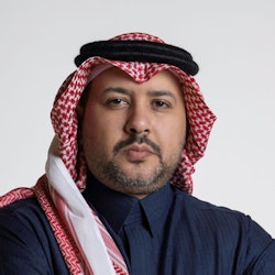 صوره رئيس الجامعة2